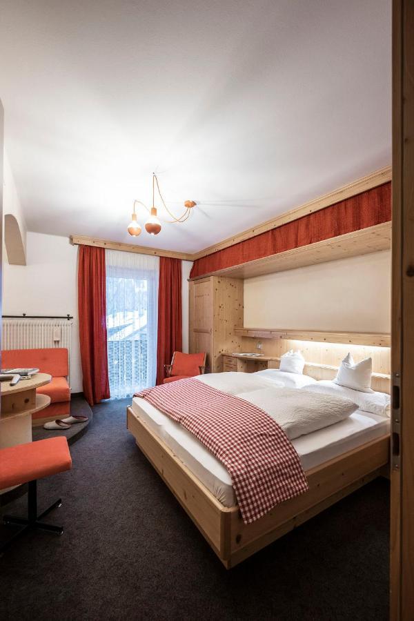 Hotel Garni Reider à Sexten Extérieur photo