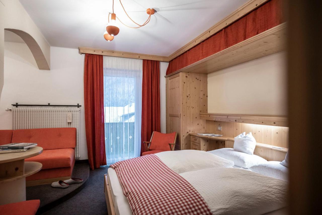 Hotel Garni Reider à Sexten Extérieur photo